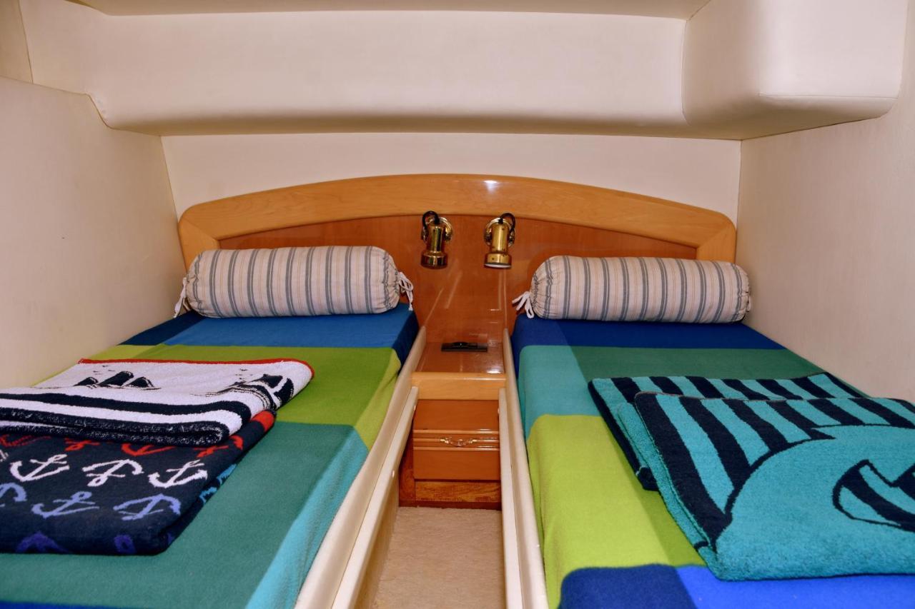 Luxury Yacht Kamikara Ξενοδοχείο Σαν Μιγκέλ ντε Αμπόνα Εξωτερικό φωτογραφία