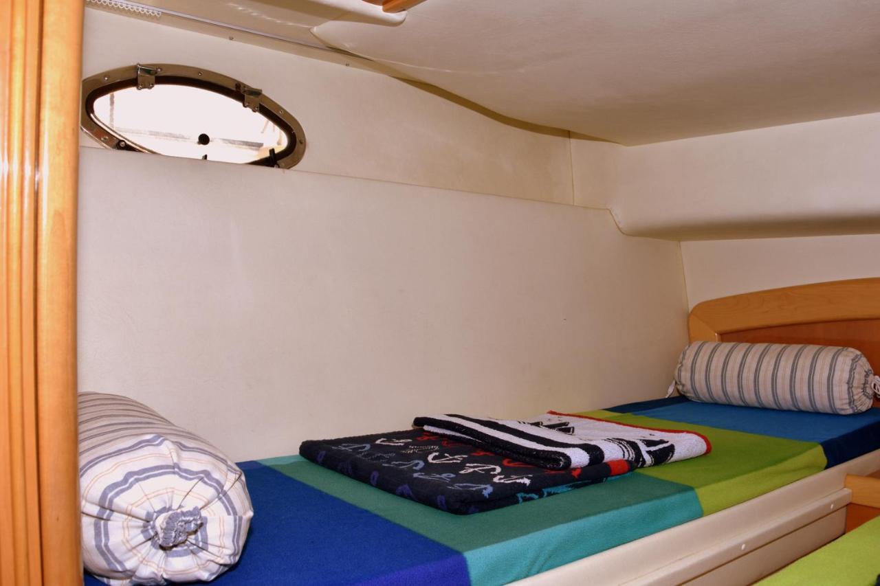 Luxury Yacht Kamikara Ξενοδοχείο Σαν Μιγκέλ ντε Αμπόνα Εξωτερικό φωτογραφία